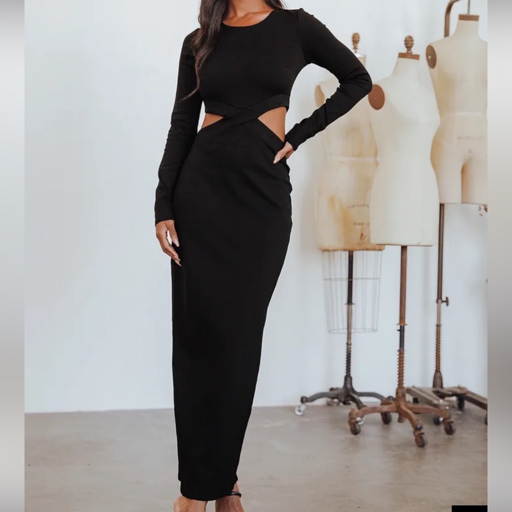 Classy Appeal Black Long Sleeve Cut Out Maxi Dress